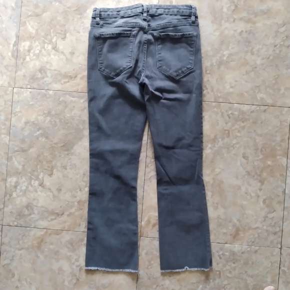 Free People frayed hem cropped jeans, size 27 - Picture 4 of 6